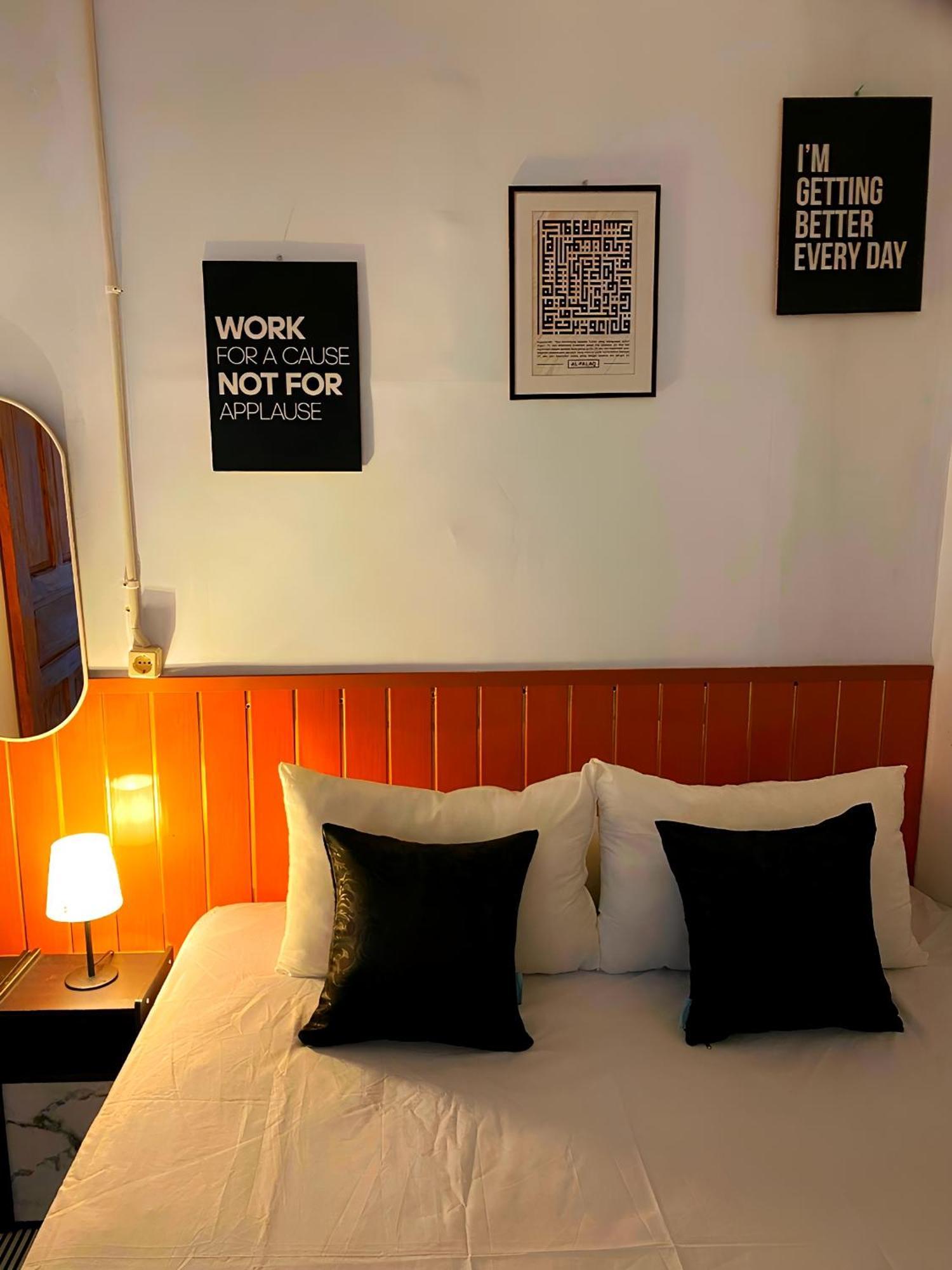 Jogja Day Inn Джокьякарта Экстерьер фото